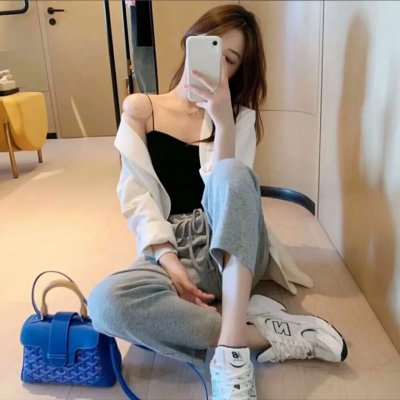 他的摩托，她的岛